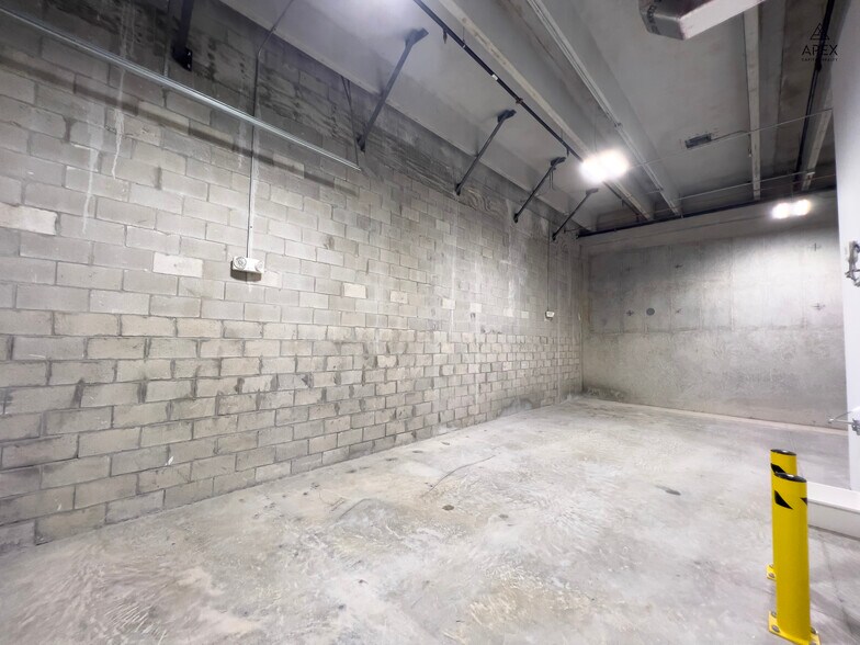 More Photos Of 1690 NW 108th Ave, Miami Industrial For Lease