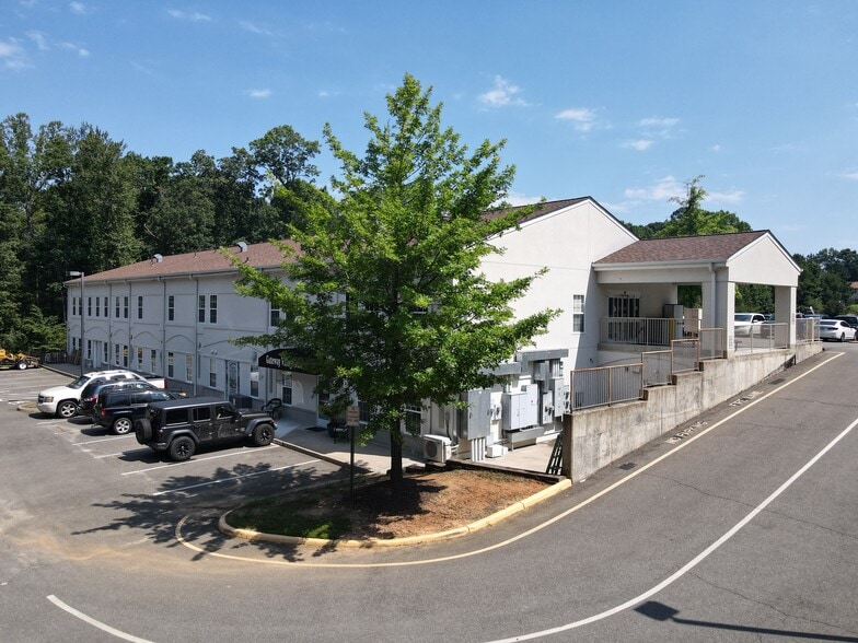 More Photos Of 11131 Journal Pky, King George Medical For Lease