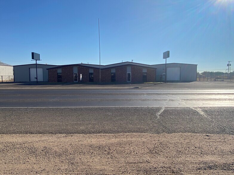 More Photos Of 8326 N County Rd W, Odessa Industrial For Lease