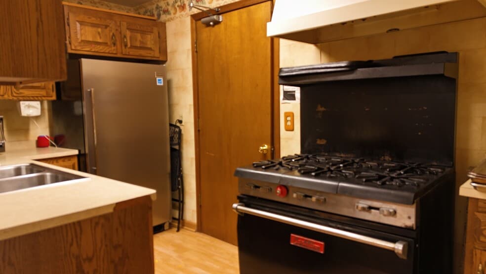 More Photos Of 2651 Hamline Ave N, Roseville Religious Facility For Sale