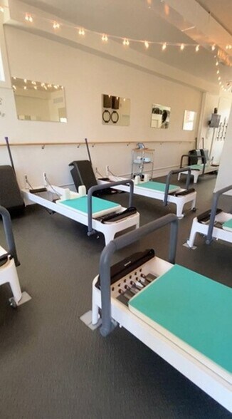 More Photos Of 5014 Serena Dr, Beamsville Apartments For Sale