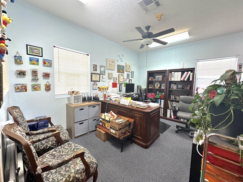 More Photos Of 794 King George Blvd, Savannah Schools For Lease