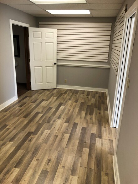 More Photos Of 2755 Vista Pky, West Palm Beach Coworking Space
