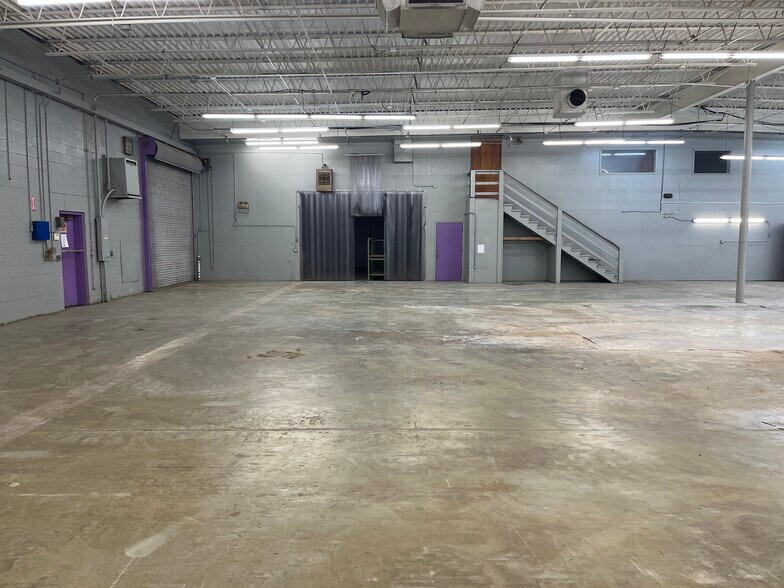 More Photos Of 298 Willis St, Gaffney Manufacturing For Sale