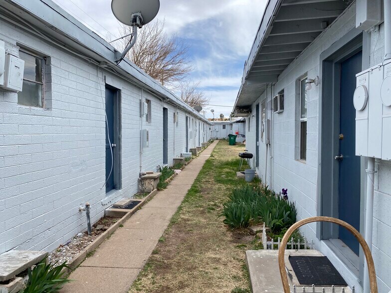 More Photos Of 910 Arizona St, Huachuca City Apartments For Sale