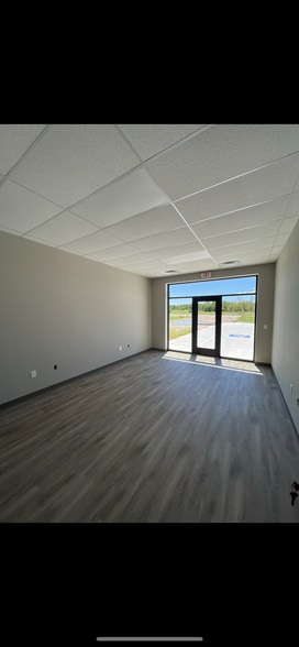 More Photos Of 7201 115th East Ave, Owasso Unknown For Lease