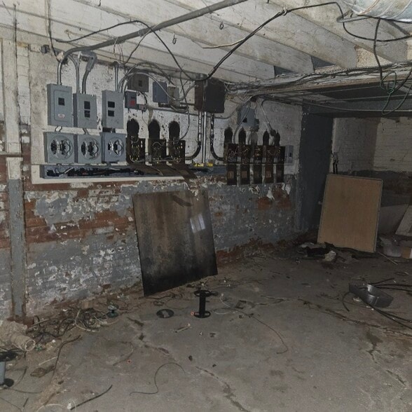 More Photos Of 3425 E 128th St, Cleveland Apartments For Sale