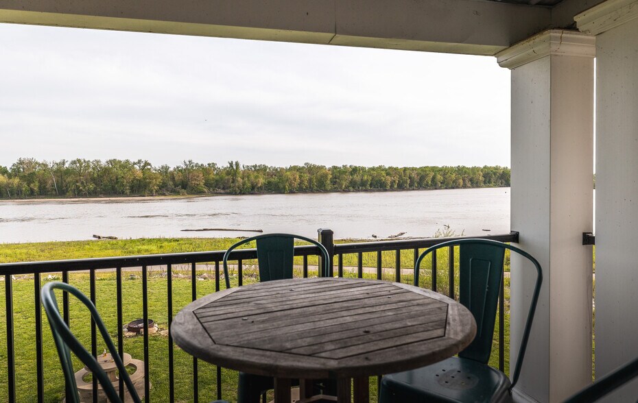More Photos Of 1435 Main st, Grafton Specialty For Sale