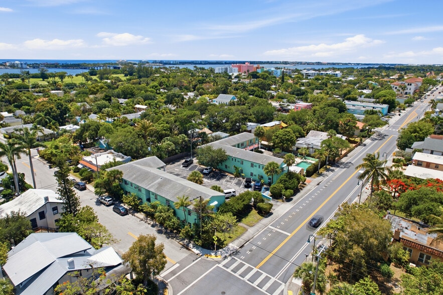 More Photos Of 320 N Federal Hwy, Lake Worth Hotel For Sale