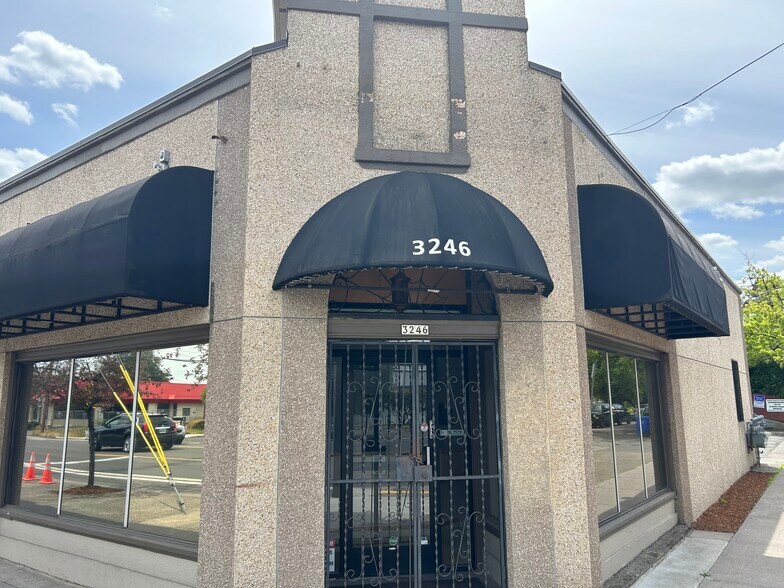 More Photos Of 3226-3246 N Lombard St, Portland Office For Lease