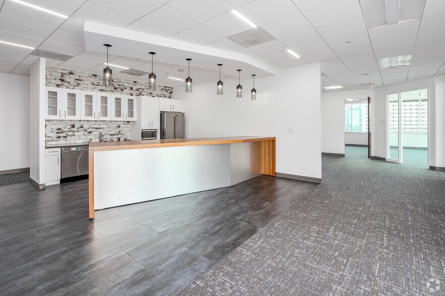 Photo of 6th Floor Ste 600