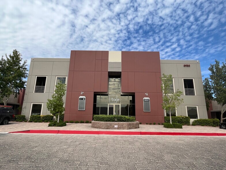 More Photos Of 5955 Edmond St, Las Vegas Office For Sale