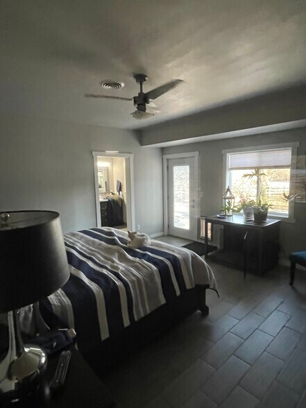 More Photos Of 136 Ferdinand St, Neenah Horse Stables For Sale