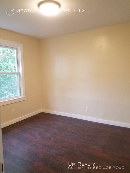 More Photos Of 12-16 Groton St, Hartford Apartments For Sale