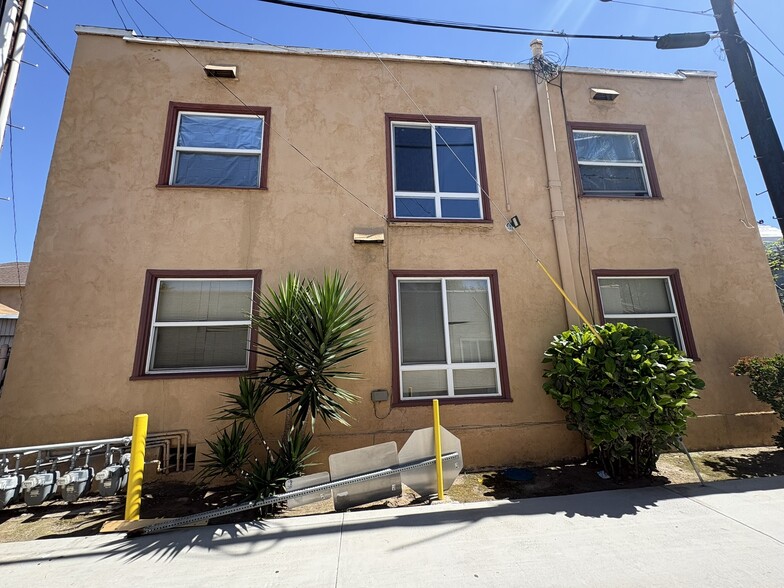More Photos Of 617 W 3rd St, Long Beach Multifamily For Sale