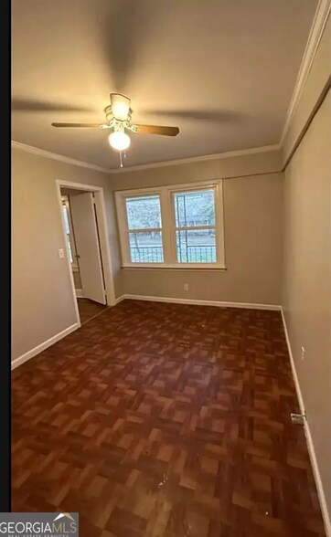 More Photos Of 305 S Walnut St, Greensboro Apartments For Sale
