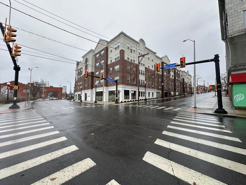 More Photos Of 1269 Main St, Bridgeport Apartments For Lease