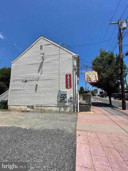 More Photos Of 17 E Main St, Tuckerton Convenience Store For Sale