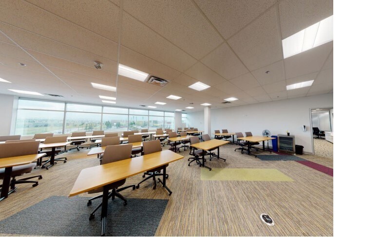 More Photos Of 333 96th Ave NE, Calgary Office For Lease