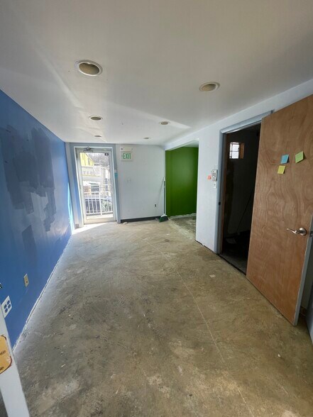 More Photos Of 3539 Clipper Mill Rd, Baltimore Warehouse For Sale