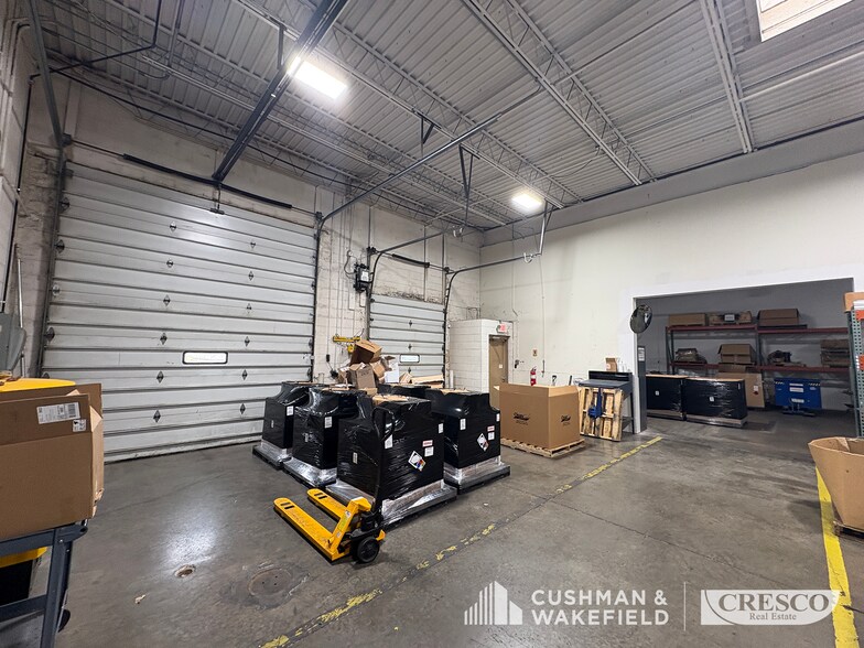 More Photos Of 7307 Young Dr, Walton Hills Manufacturing For Lease