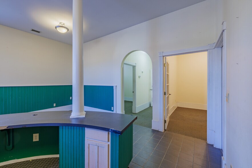 More Photos Of 218 Gay St, Erwin Loft Creative Space For Sale