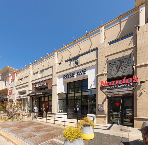 More Photos Of 2631-2641 Connecticut Ave NW, Washington Storefront For Lease