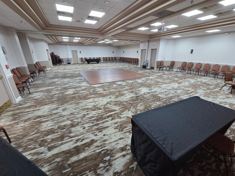 More Photos Of 1777 Burrstone Rd, New Hartford Hospitality For Sale