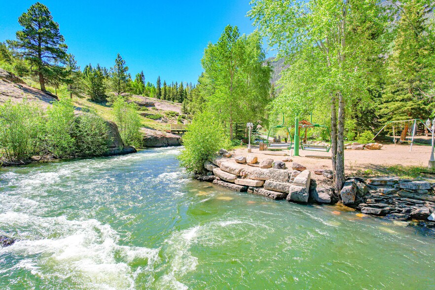 More Photos Of 860 County Road 142, Lake City Hotel For Sale