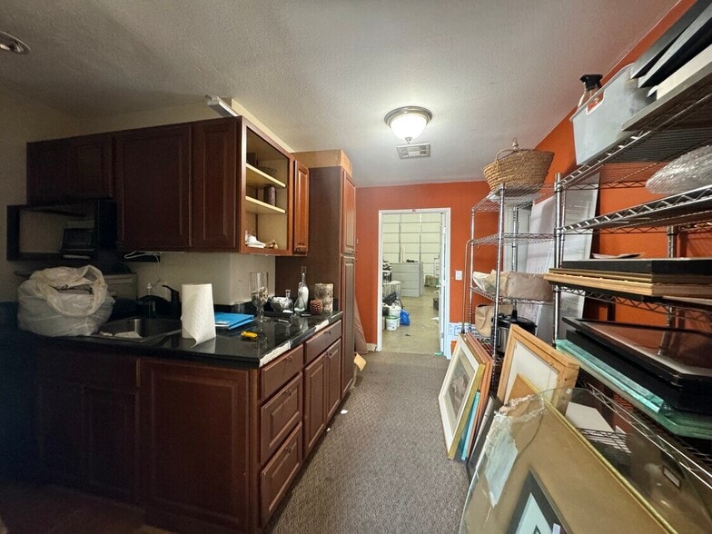 More Photos Of 8057 Raytheon Rd, San Diego Manufacturing For Sale