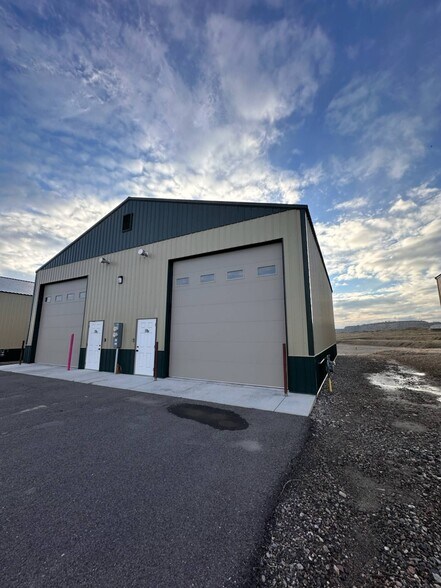 More Photos Of 125 S 80th St W, Billings Warehouse For Sale