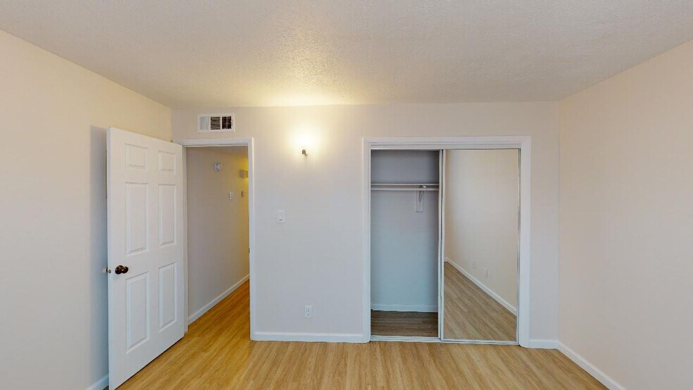 More Photos Of 1117 Louisiana Blvd SE, Albuquerque Apartments For Sale