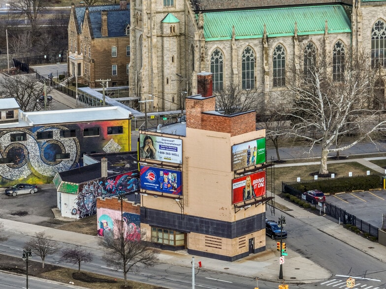 More Photos Of 1528 Gratiot Ave, Detroit Apartments For Sale