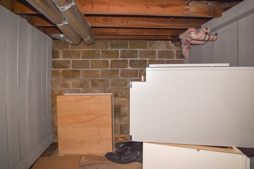 More Photos Of 104 Maple Ave, Chestertown Apartments For Sale