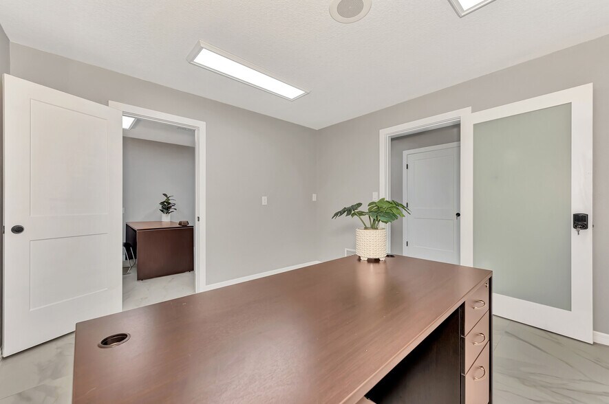 More Photos Of 12749 Tamiami Trl S, North Port Medical For Sale