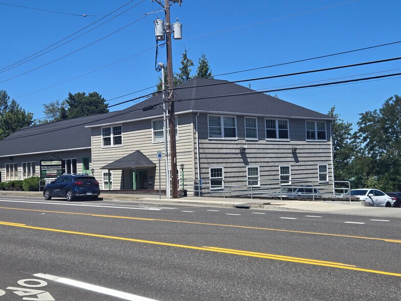 Primary Photo Of 24111 NE Halsey St, Wood Village Loft Creative Space For Lease