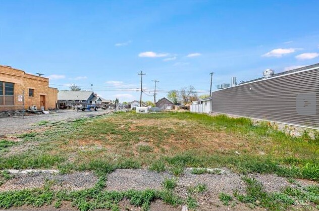 More Photos Of 1208 Main St, Buhl Land For Sale