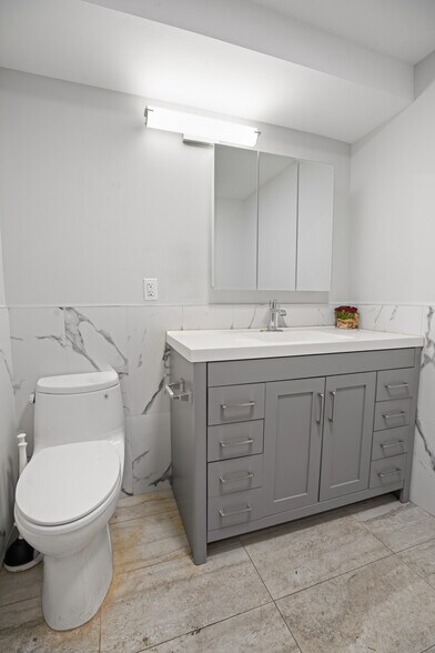 More Photos Of 2291 7th Ave, New York Apartments For Lease