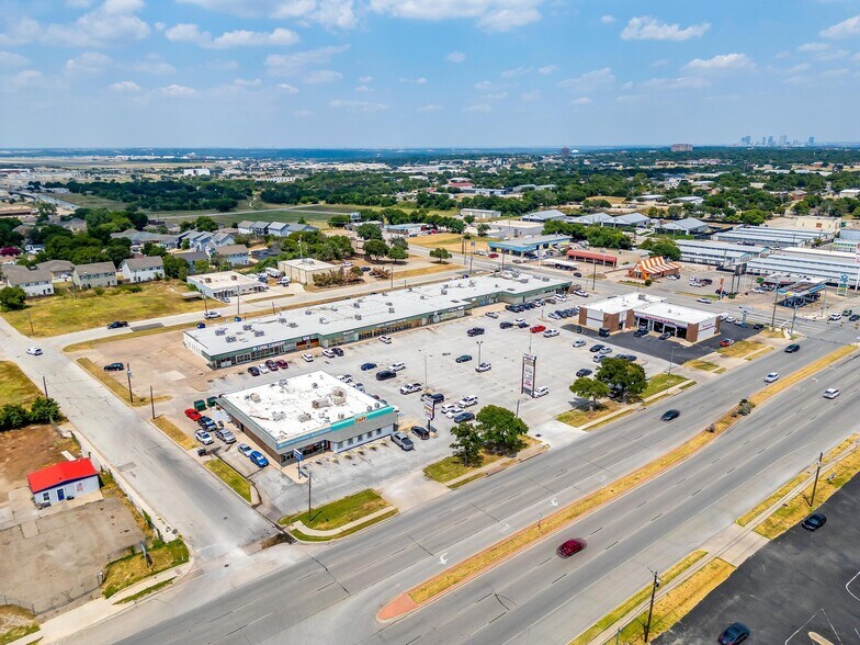 More Photos Of 7900-7948 Camp Bowie West Blvd, Fort Worth General Retail For Sale