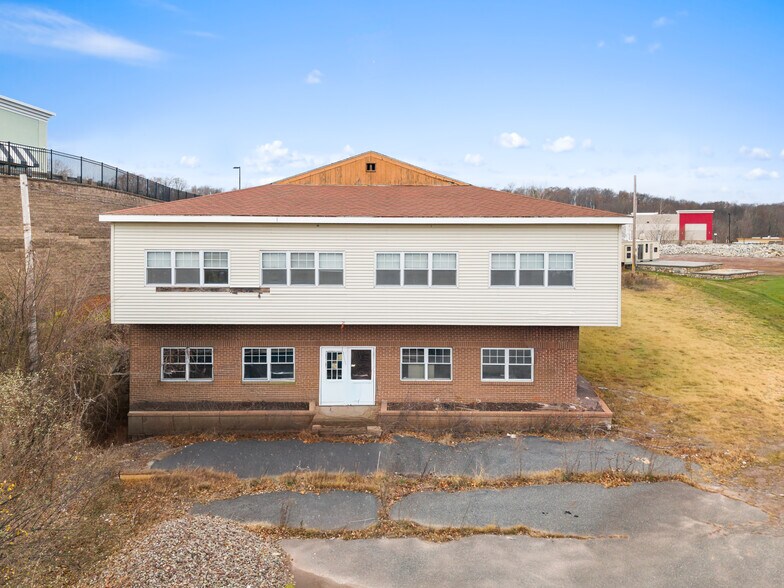 More Photos Of 360 SW Cutoff, Northborough Industrial For Sale