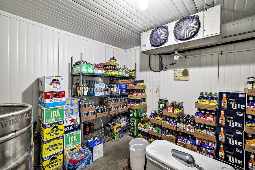 More Photos Of 25031 County Road 42, Paisley Restaurant For Sale