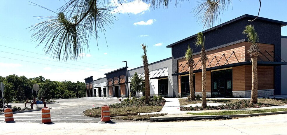 Primary Photo Of 4451 S Poinciana Blvd, Kissimmee General Retail For Lease