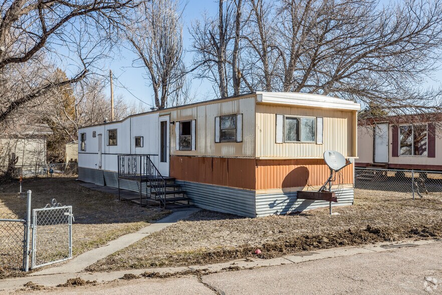 More Photos Of 1010 Maple St, Chadron Manufactured Housing Mobile Home Park For Sale