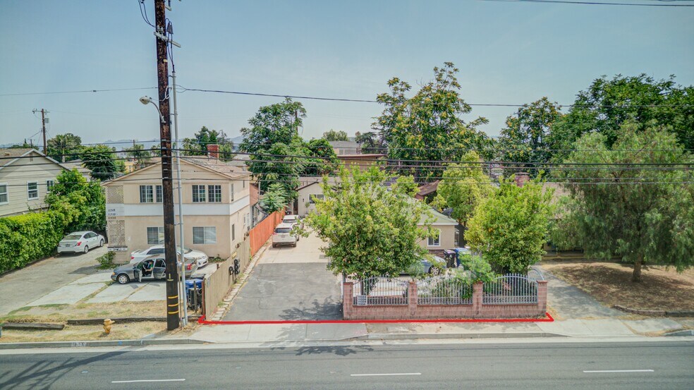 More Photos Of 11334 Oxnard St, North Hollywood Apartments For Sale
