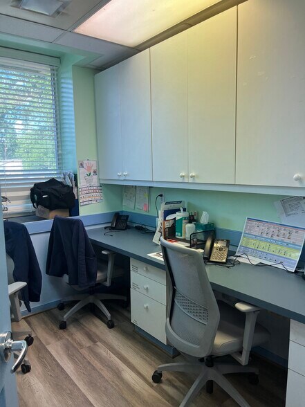 More Photos Of 1451 Belle Haven Rd, Alexandria Medical For Sale