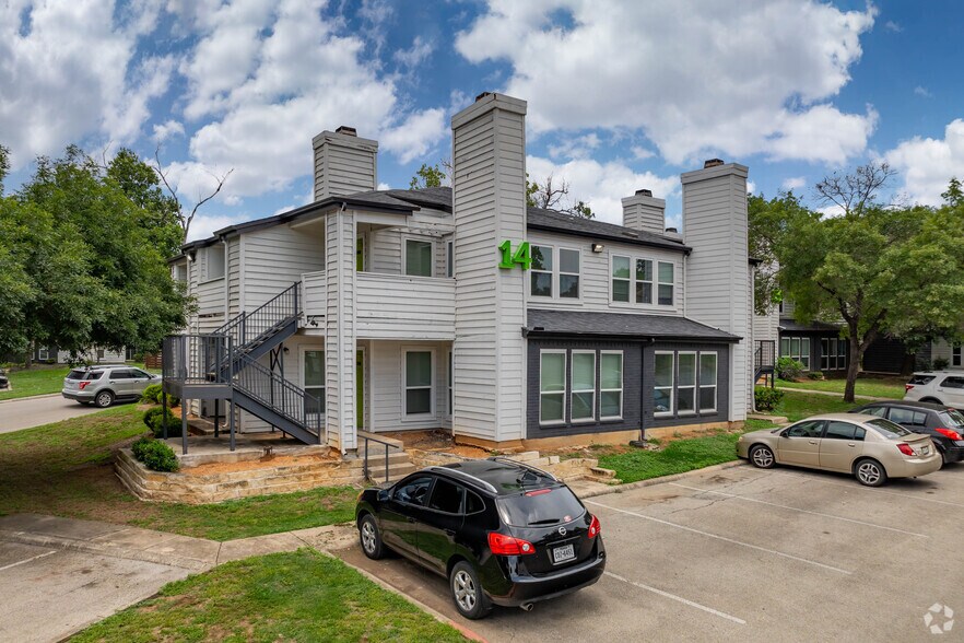 More Photos Of 14900 Nacogdoches Rd, San Antonio Apartments For Sale