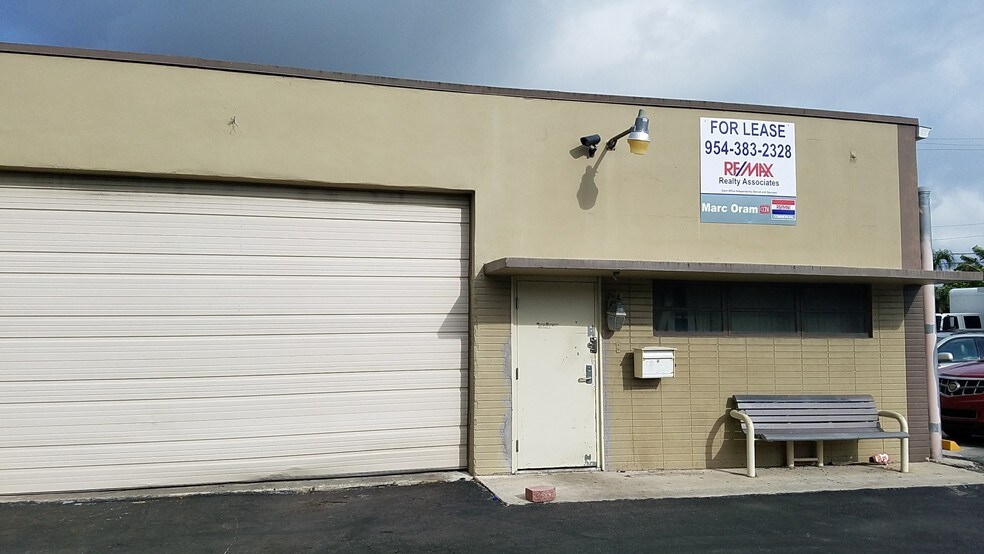 More Photos Of 1501 NW 1st Ct, Boca Raton Light Distribution For Lease