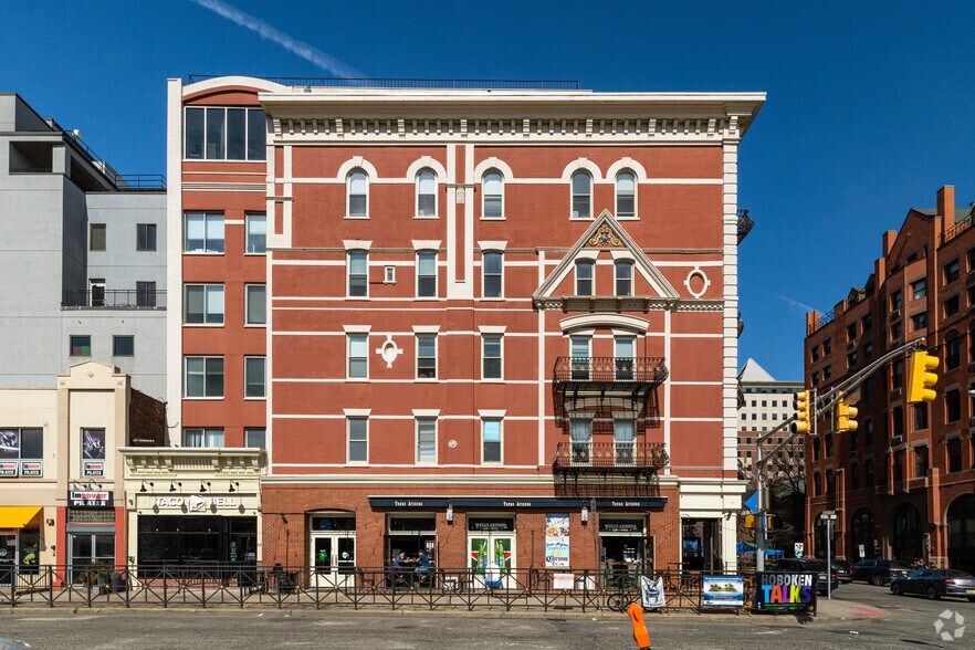 More Photos Of 80 River St, Hoboken Office For Lease