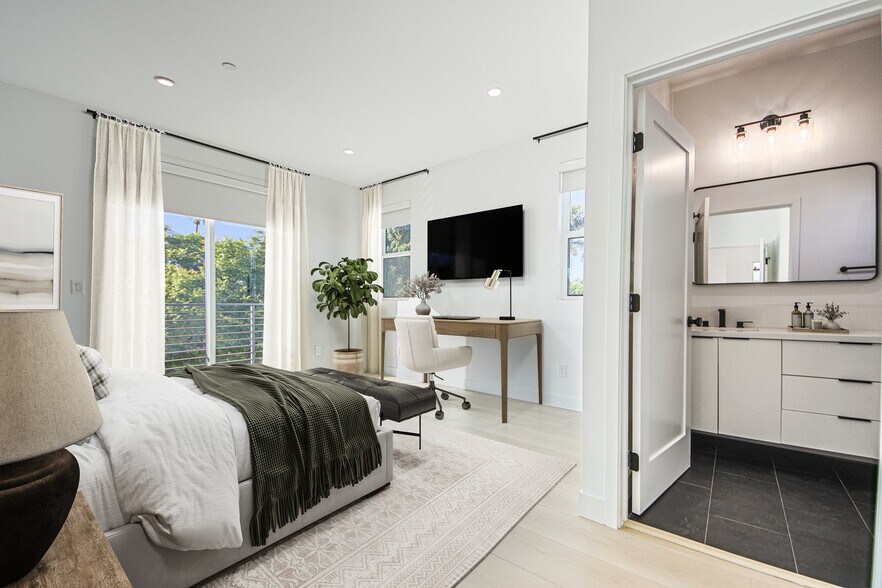 More Photos Of 2200 Thurman Ave, Los Angeles Multifamily For Sale