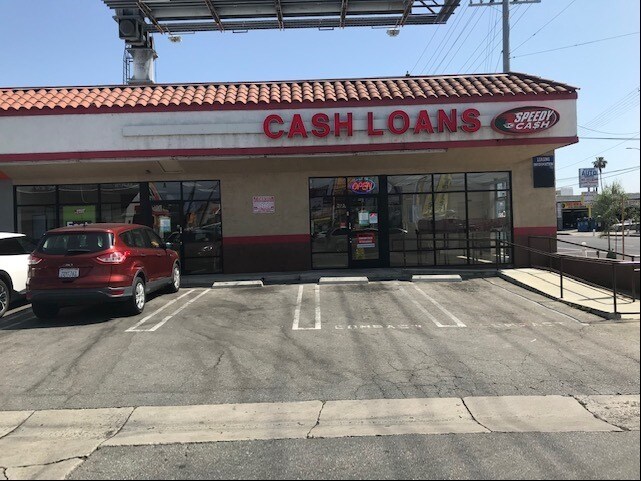 More Photos Of 6740 Reseda Blvd, Reseda Storefront For Lease